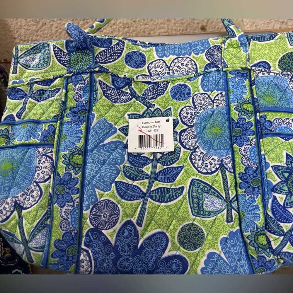 Vera Bradley Campus Tote in Doodle Daisy